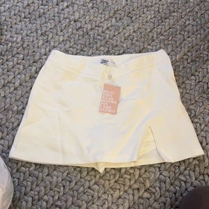 Tiger mist daphne scort